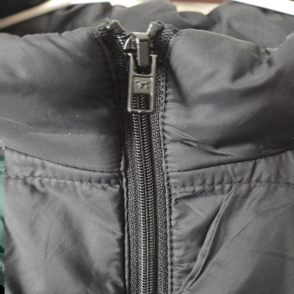 Women's PINK Victoria's Secret Black Puffer Jacket L - Picture 3 of 11